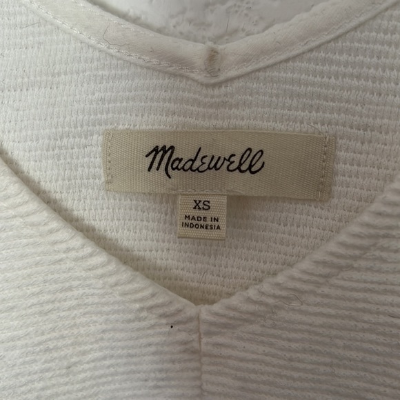 Texture & Thread Tie-Front Tank Top - Picture 2 of 2